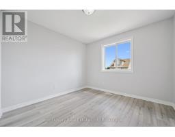 4 PEARSON STREET - 32