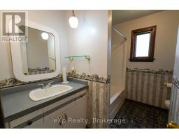 80 FRANCIS STREET - 26