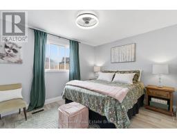 6 BROKEN OAK CRESCENT - 22