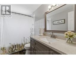 6 BROKEN OAK CRESCENT - 24