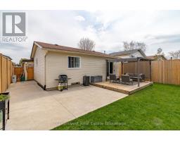 6 BROKEN OAK CRESCENT - 34