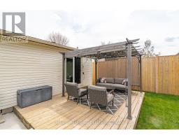 6 BROKEN OAK CRESCENT - 35