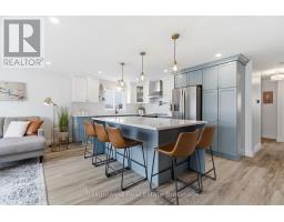 6 BROKEN OAK CRESCENT - 7