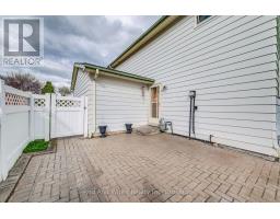 17 FOREST GLEN COURT - 38