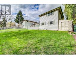 17 FOREST GLEN COURT - 42