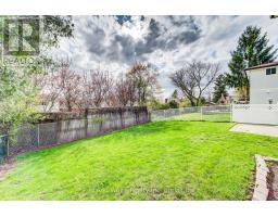 17 FOREST GLEN COURT - 43
