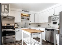 651 DEVON STREET - 17
