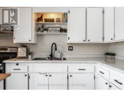 651 DEVON STREET - 18