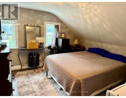 582 9TH STREET - 12