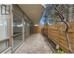 180 - 1 GREYSTONE WALK DRIVE - 31
