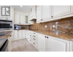 48 HAWKE CRESCENT - 20