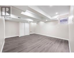 48 HAWKE CRESCENT - 45