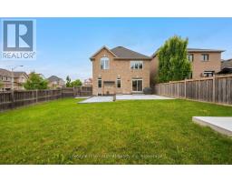 48 HAWKE CRESCENT - 50