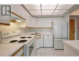 312 - 172 EIGHTH STREET - 10