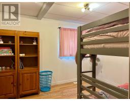 196 MELROSE AVENUE - 16