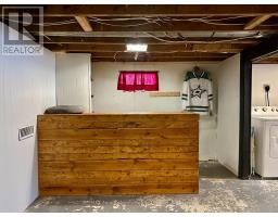 196 MELROSE AVENUE - 24
