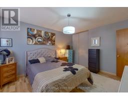 152 MELROSE AVENUE - 11
