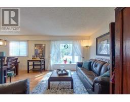 152 MELROSE AVENUE - 4