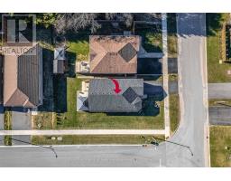 27 BEAUSOLEIL DRIVE - 40