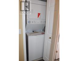 4 ST. JAMES PLACE - 16