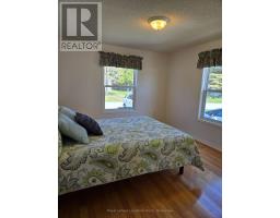 4 ST. JAMES PLACE - 20