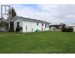 4 ST. JAMES PLACE - 30