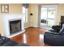 4 ST. JAMES PLACE - 8