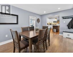641 BAY STREET - 13