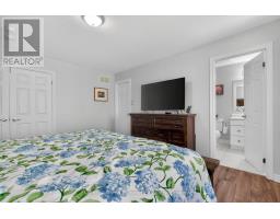 992 COOK DRIVE - 21