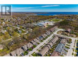 992 COOK DRIVE - 36
