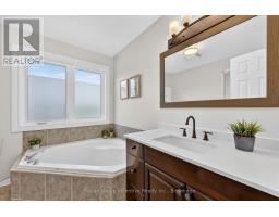5 MARL CREEK DRIVE - 22