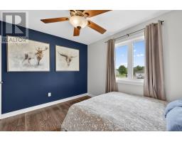 5 MARL CREEK DRIVE - 27