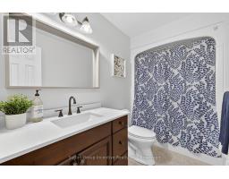 5 MARL CREEK DRIVE - 28