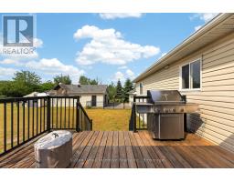 5 MARL CREEK DRIVE - 42