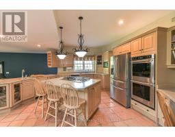 403 BAY STREET - 11