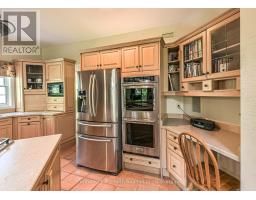 403 BAY STREET - 12