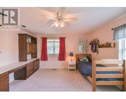 403 BAY STREET - 27