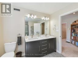 403 BAY STREET - 31