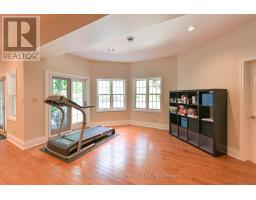 403 BAY STREET - 38