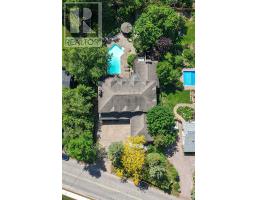 403 BAY STREET - 4