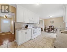 2049 MARCHMONT ROAD - 14
