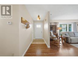 2049 MARCHMONT ROAD - 2