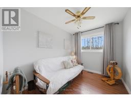 2049 MARCHMONT ROAD - 22