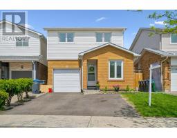 17 HISTON CRESCENT - 1