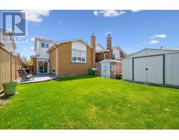 17 HISTON CRESCENT - 22