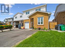 17 HISTON CRESCENT - 29