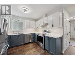 4 EASTVIEW CRESCENT - 11