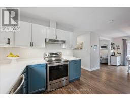 4 EASTVIEW CRESCENT - 12