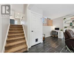 4 EASTVIEW CRESCENT - 20