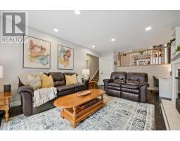 4 EASTVIEW CRESCENT - 22